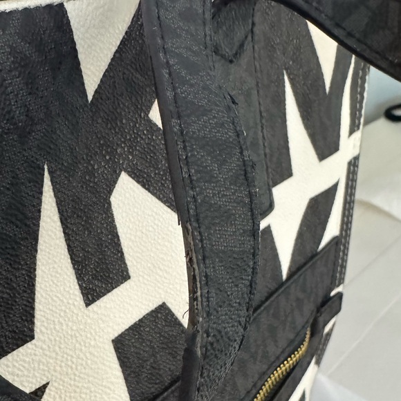 Authentic MK Tote - Picture 6 of 6